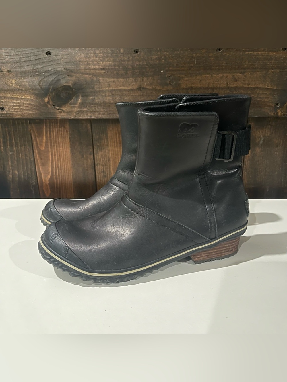 Sorel Womens 8.5 Black Slimboot Leather Pull On Rain Boots Waterproof Granola